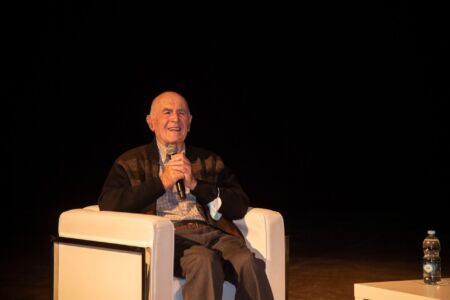 Evento conclusivo PCTO al Teatro Vascello: oltre 5000 studenti uniti per la Memoria con Sami Modiano